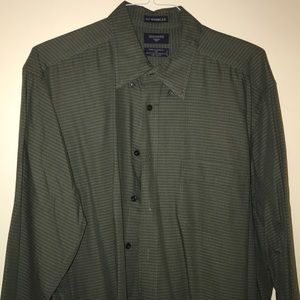 Men’s Dockers long sleeve button down shirt